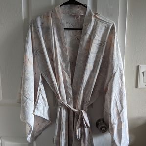 Victoria Secret short floral robe kimono